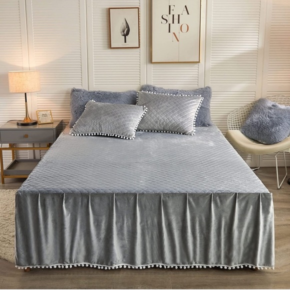 Luxury Velvet Diamond Quilted Fitted Bed Sheet 3 Side Coverage